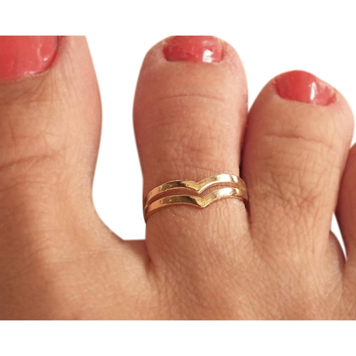 Anillo Ajustable de Dedo Chevron Dorado MIYA Joyería - Plata 925