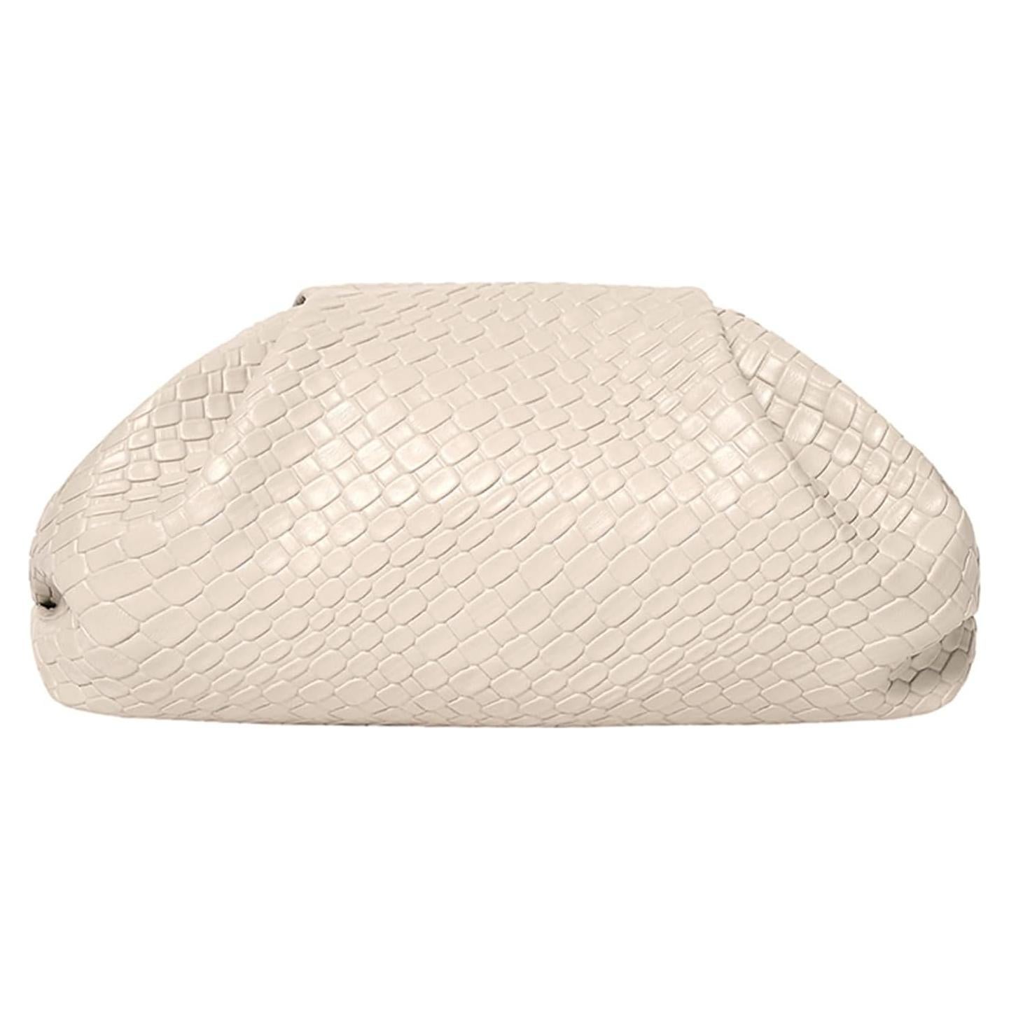 Bolso Clutch Dumpling PHILOMENA de Cuero Vegano Beige 29.5x8x18cm