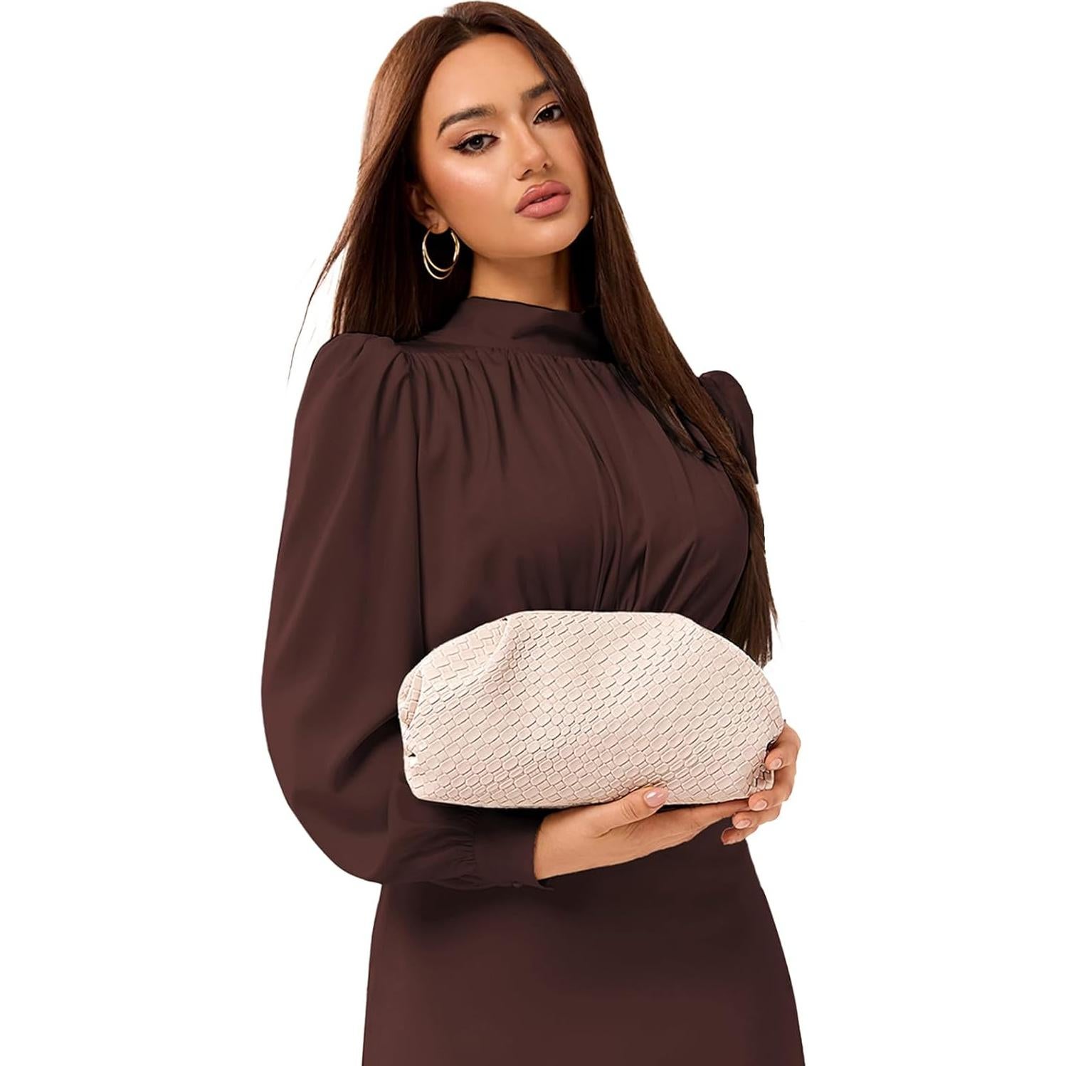 Bolso Clutch Dumpling PHILOMENA de Cuero Vegano Beige 29.5x8x18cm