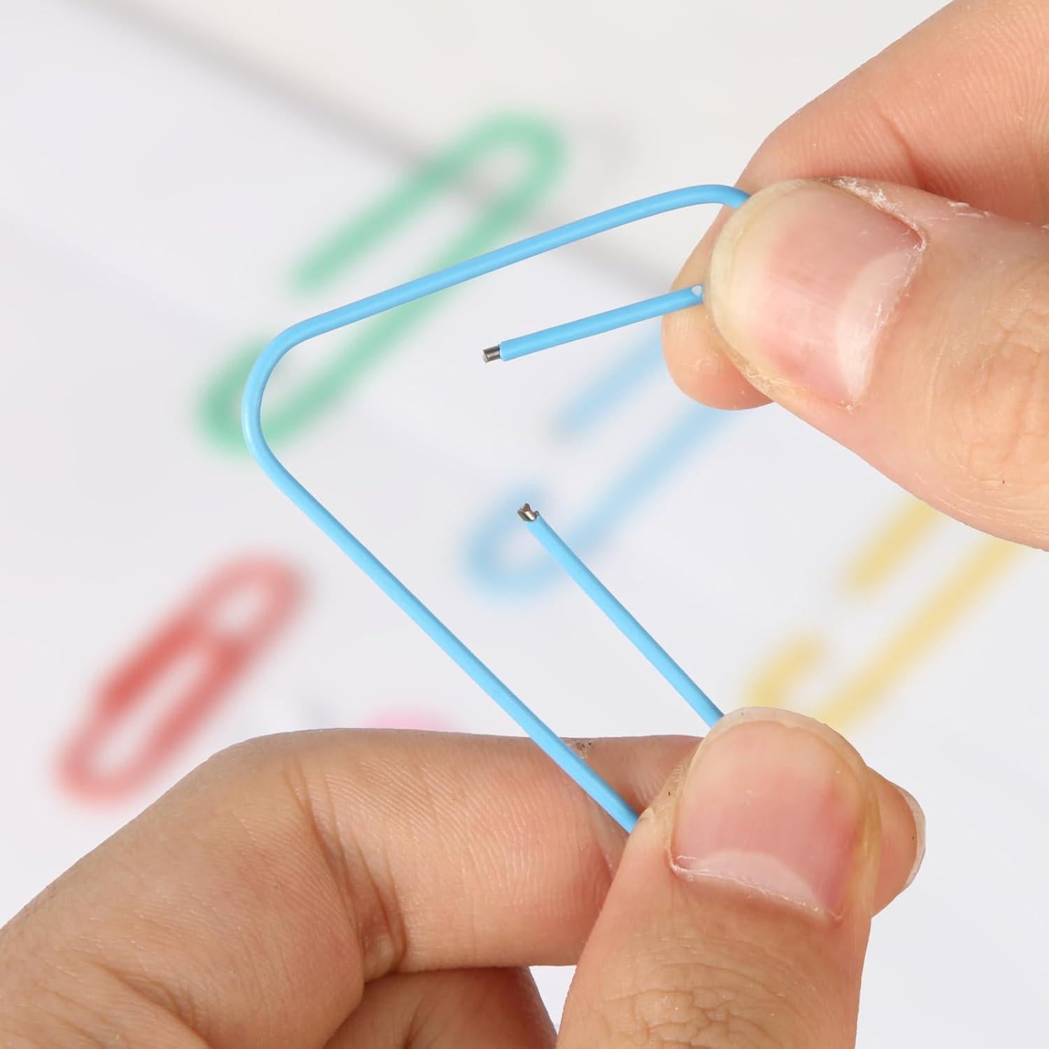 Clips de Papel Jumbo Multicolor ZYFOFFICE Paquete 400