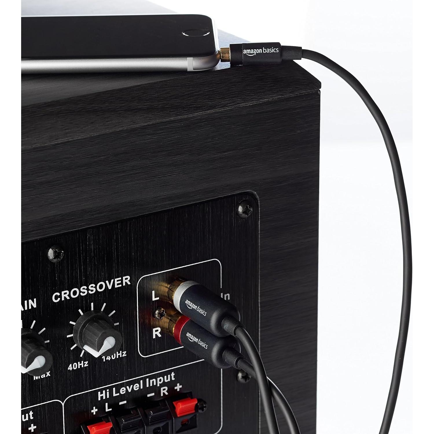 Adaptador de Audio 3.5mm a 2 RCA Amazon Basics 1.2m