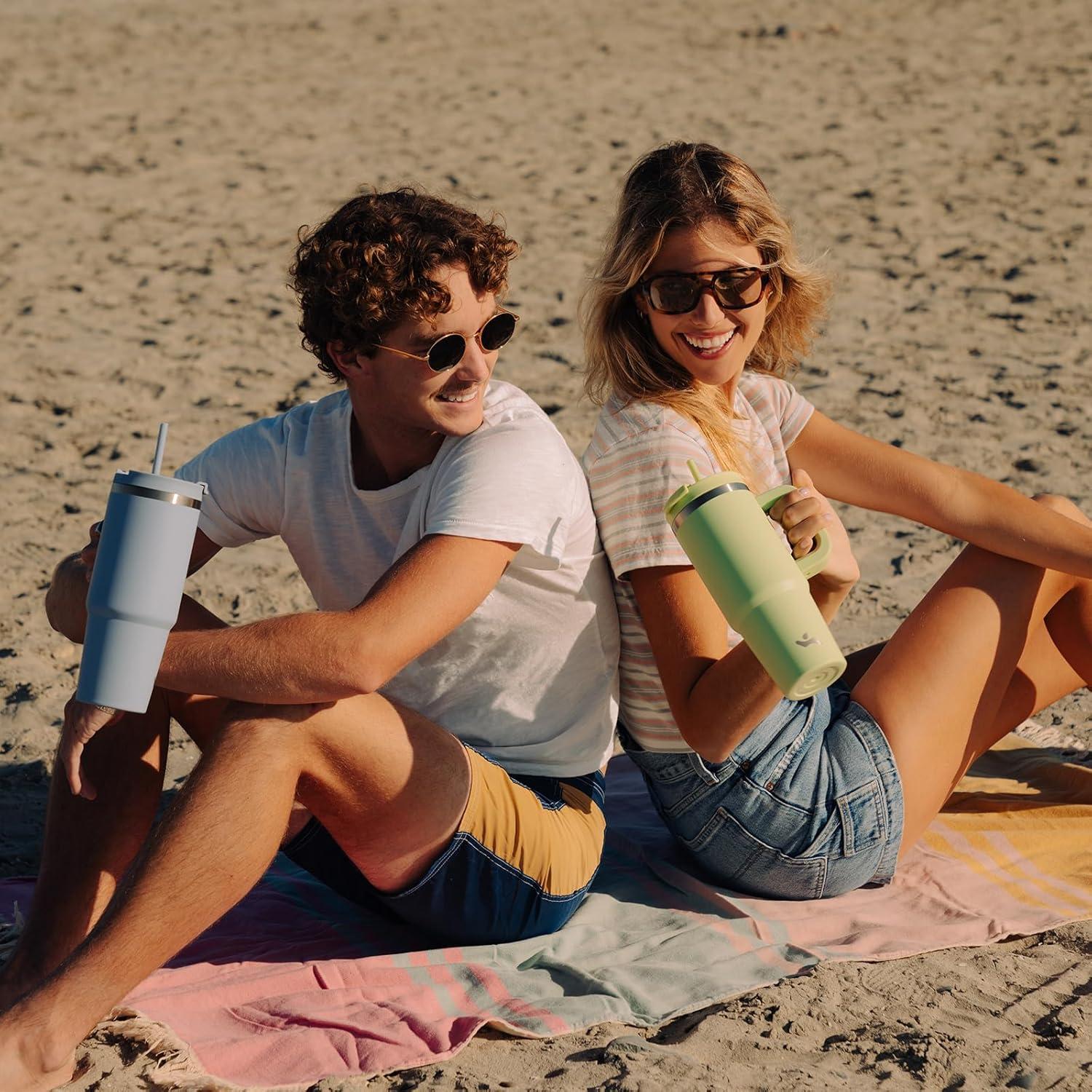 Taza Aislada Konokyo 30 oz Verde Macaron con Popotes