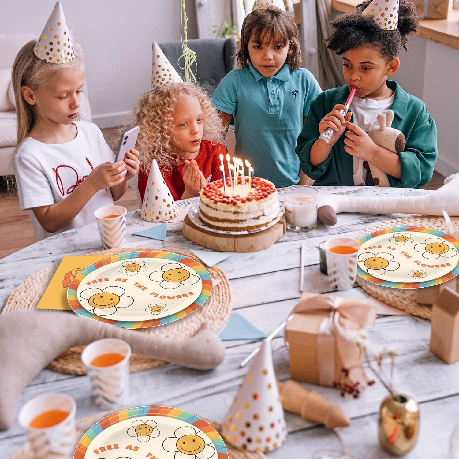 Set de Vajilla de Cumpleaños Groovy 98 Piezas Horchen para 24 Invitados