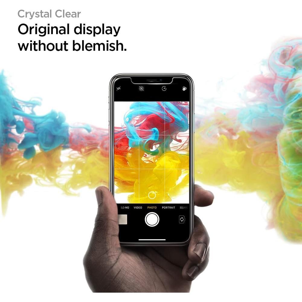 Protector de Pantalla Vidrio Templado Spigen GlasTR EZ FIT iPhone 11/XR