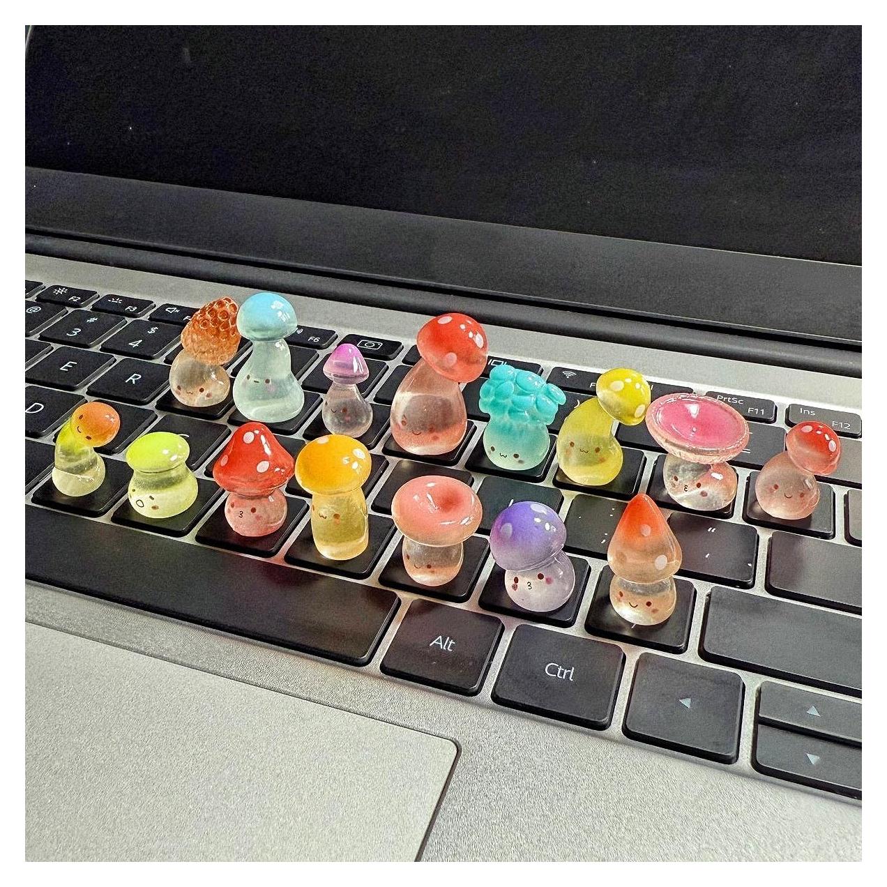 Calcomanías 3D para Teclado MayeBridge Hongo Noctilucente 16 Pzas