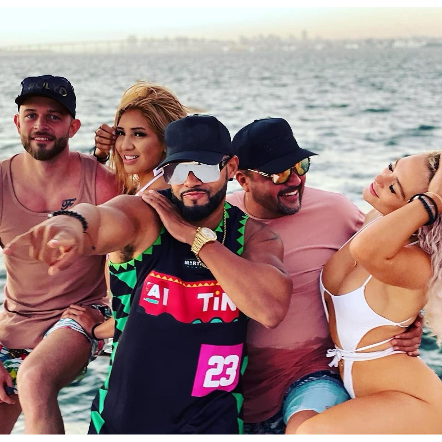 Gafas de Sol FEISEDY Cuadradas UV400 Marco Negro Lente Gris