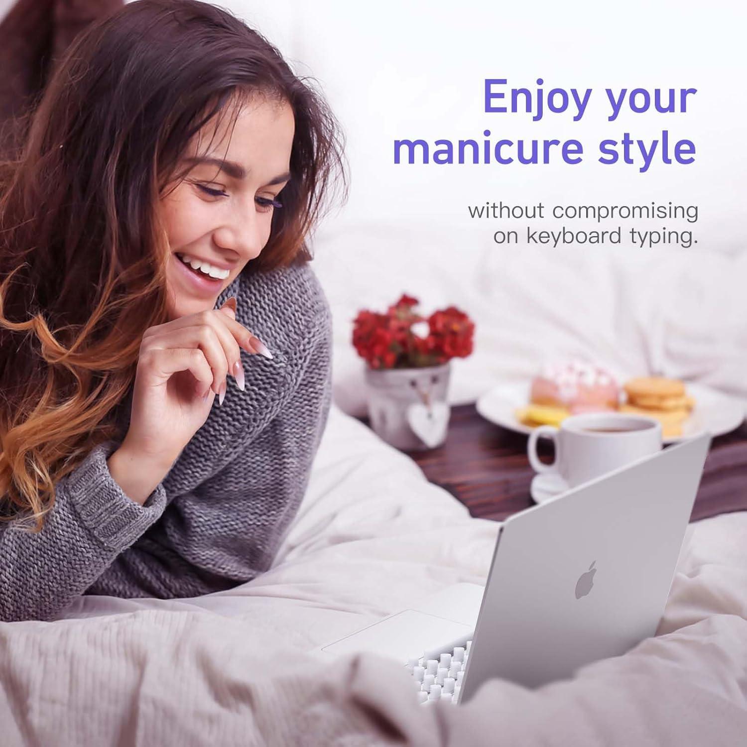 Cubierta de Teclado de Silicona para Uñas Largas Majeree - MacBook Pro 13" 2020-2023