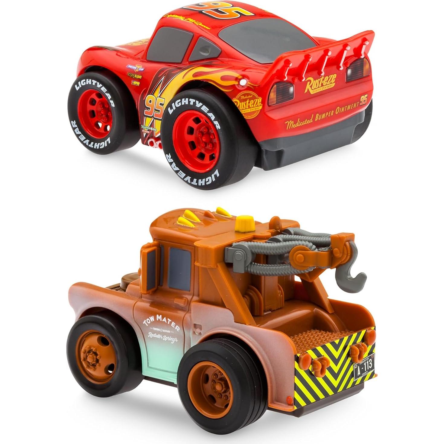 Conjunto de Vehículos Acrobáticos Disney Cars - Lightning McQueen y Tow Mater