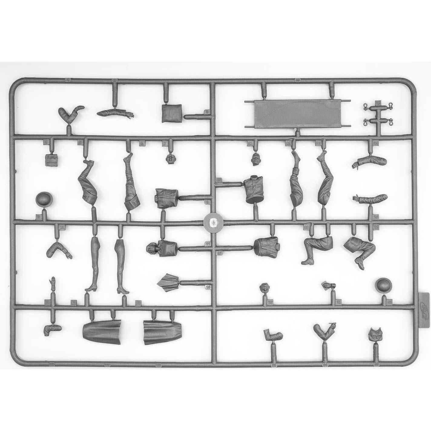 Figuras Militares de Plástico ICM 35694 - Médicos y Soldados WWI