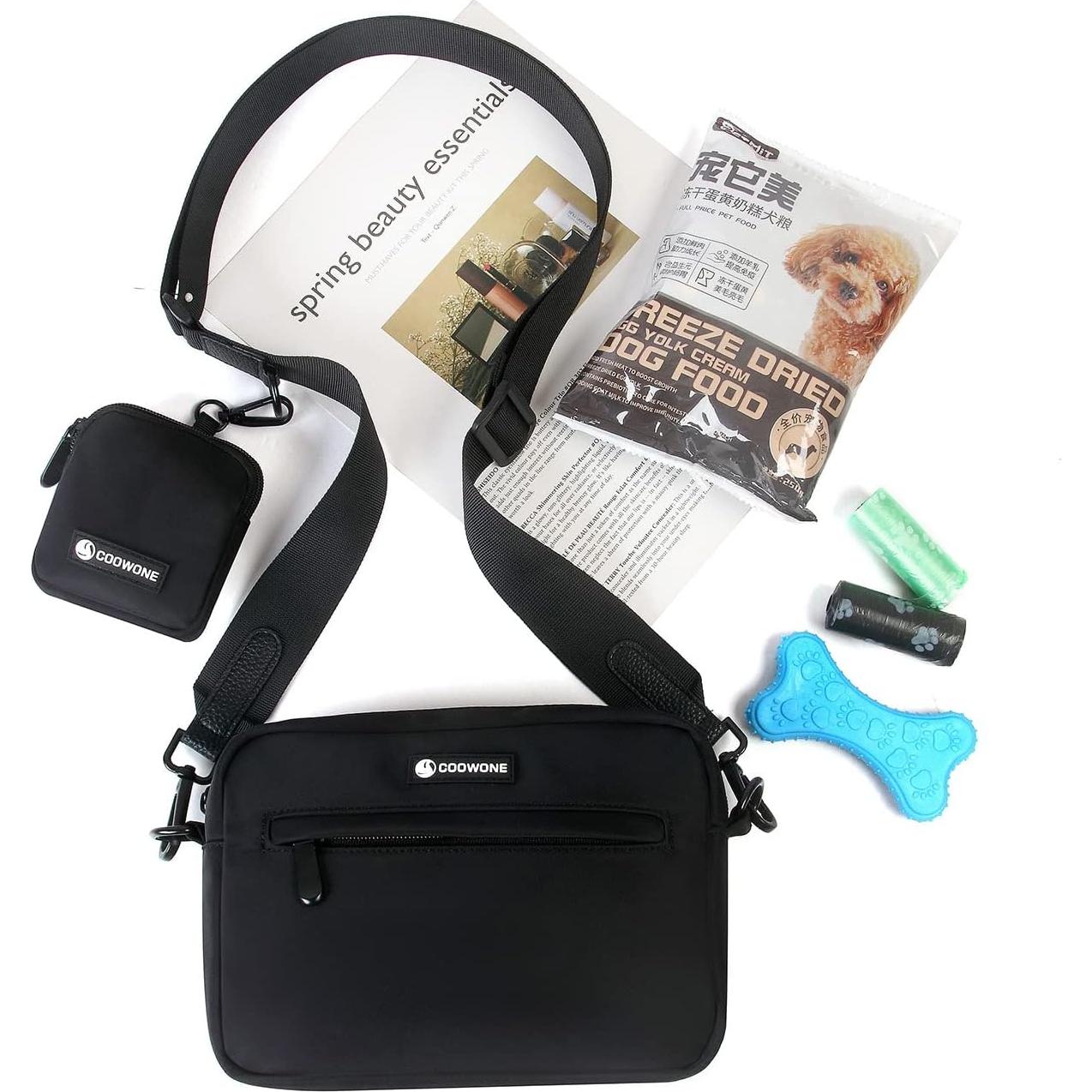 Bolsa Impermeable para Perros COOWONE con Compartimento y Dispensador