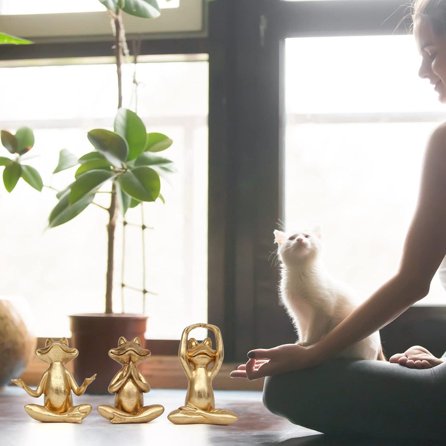 Set de 3 Estatuas de Rana Dorada para Decoración Zen 9.4cm