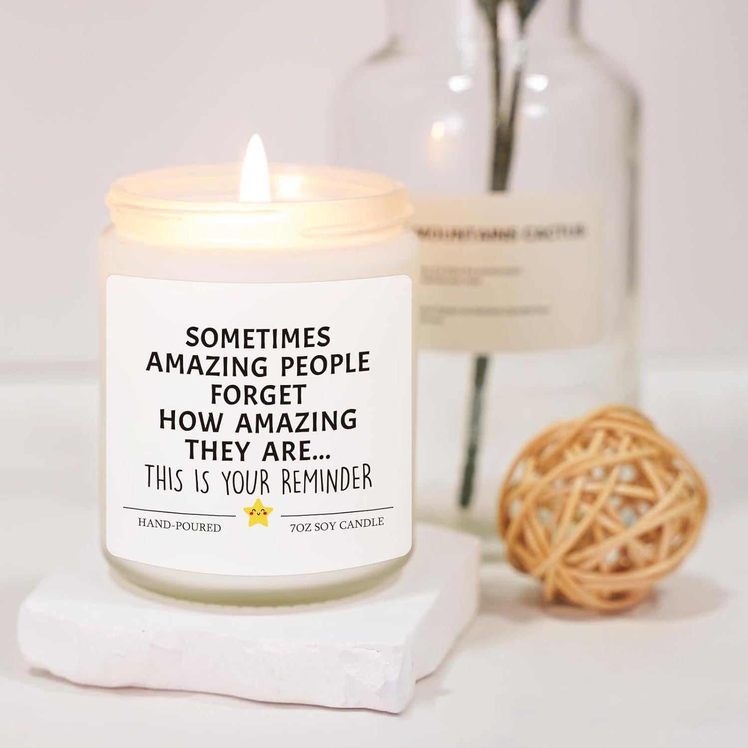 Vela Aromática Nuowa en Frasco de Vidrio - Lavanda y Eucalipto