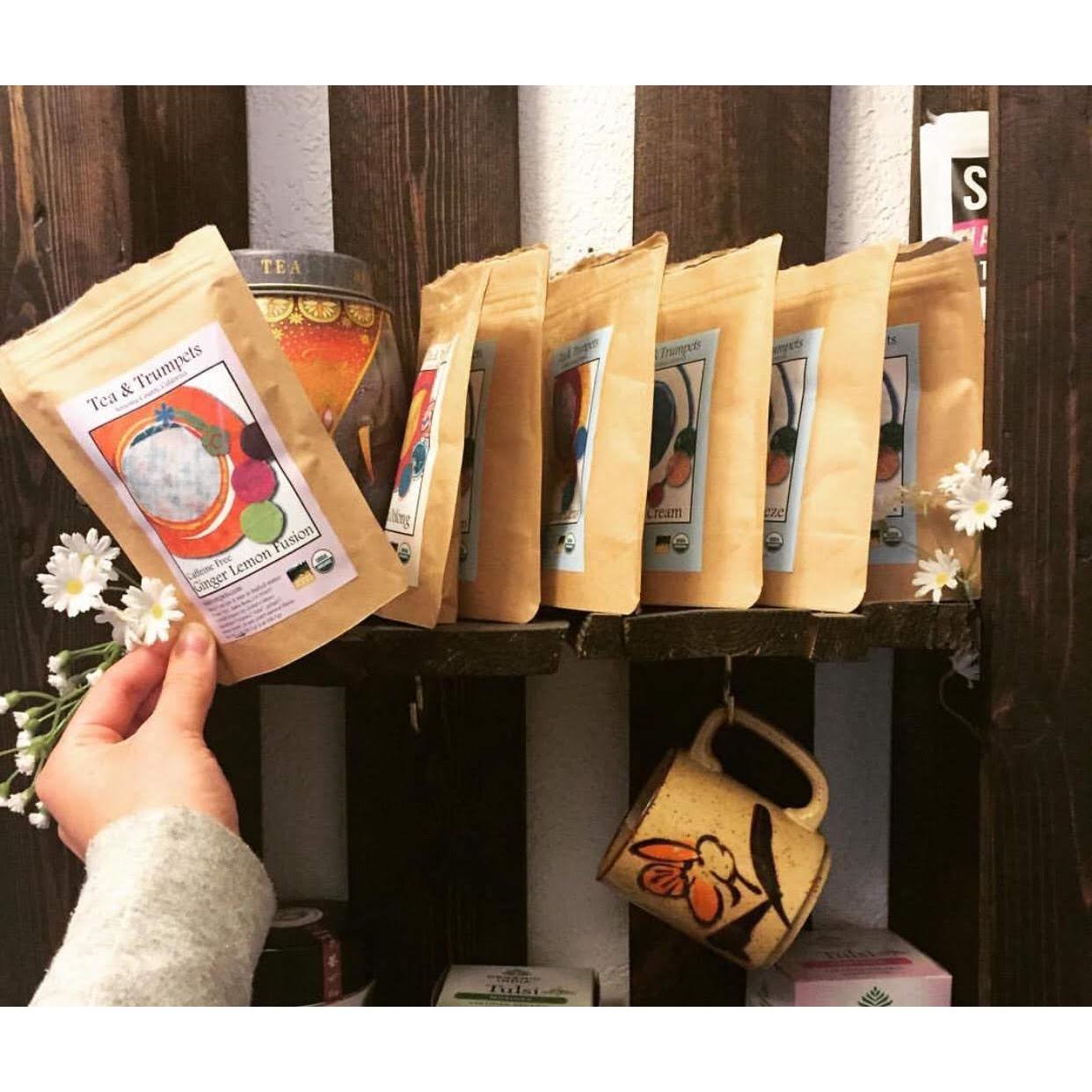 Té de hierbas orgánico de jengibre y limón Tea & Trumpets 113.4 g