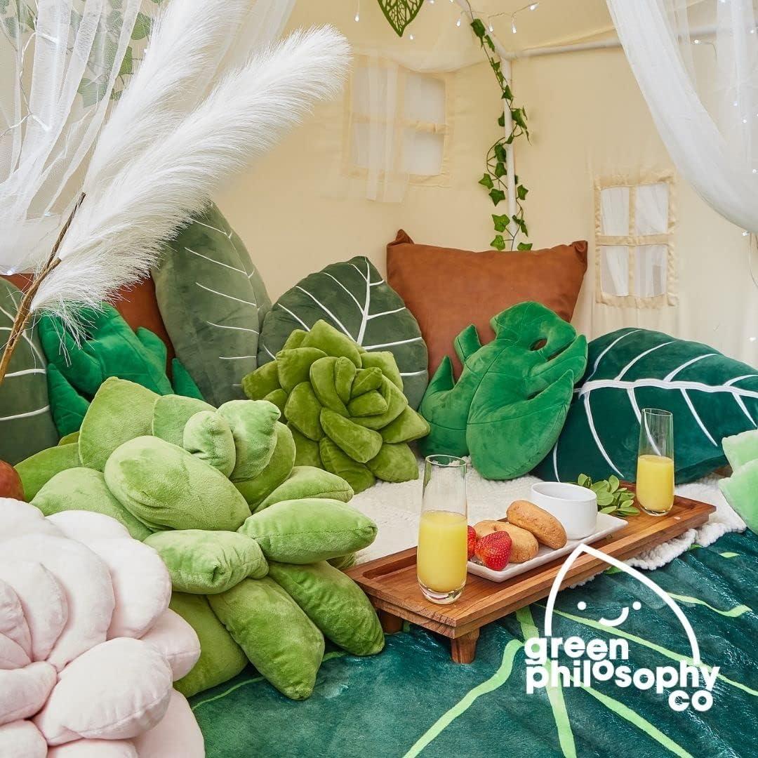 Almohada Hoja Monstera Deliciosa Co. Filosofía Verde 35.6x30.5cm