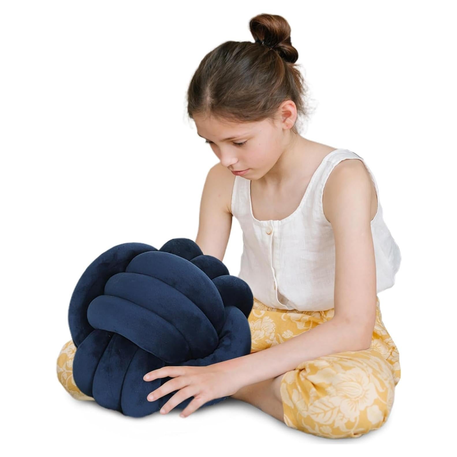 Cojín decorativo redondo PUXU 28cm azul oscuro para niños