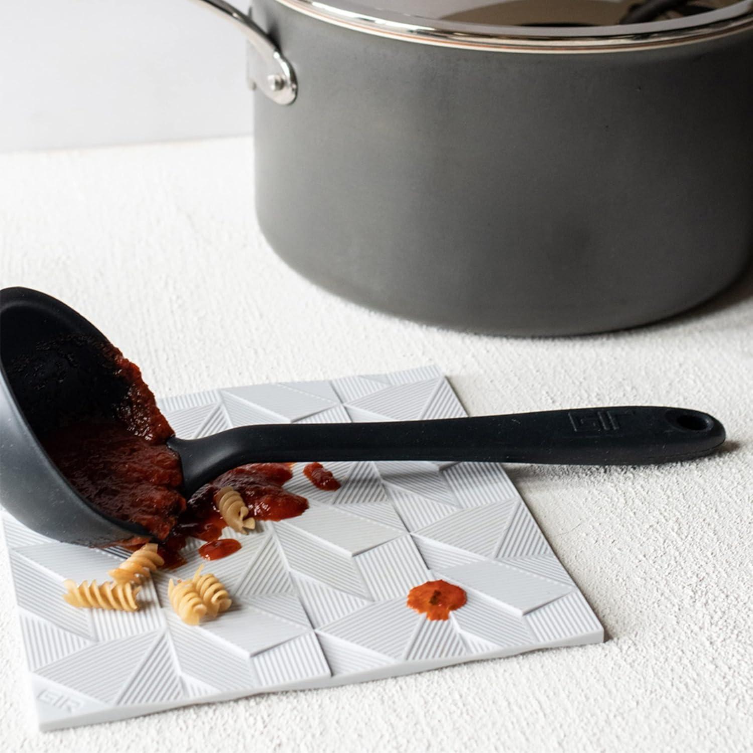 Juego de Manteles de Silicona GIR - Set de 2, 20.32cm y 10.16cm, Resistente al Calor