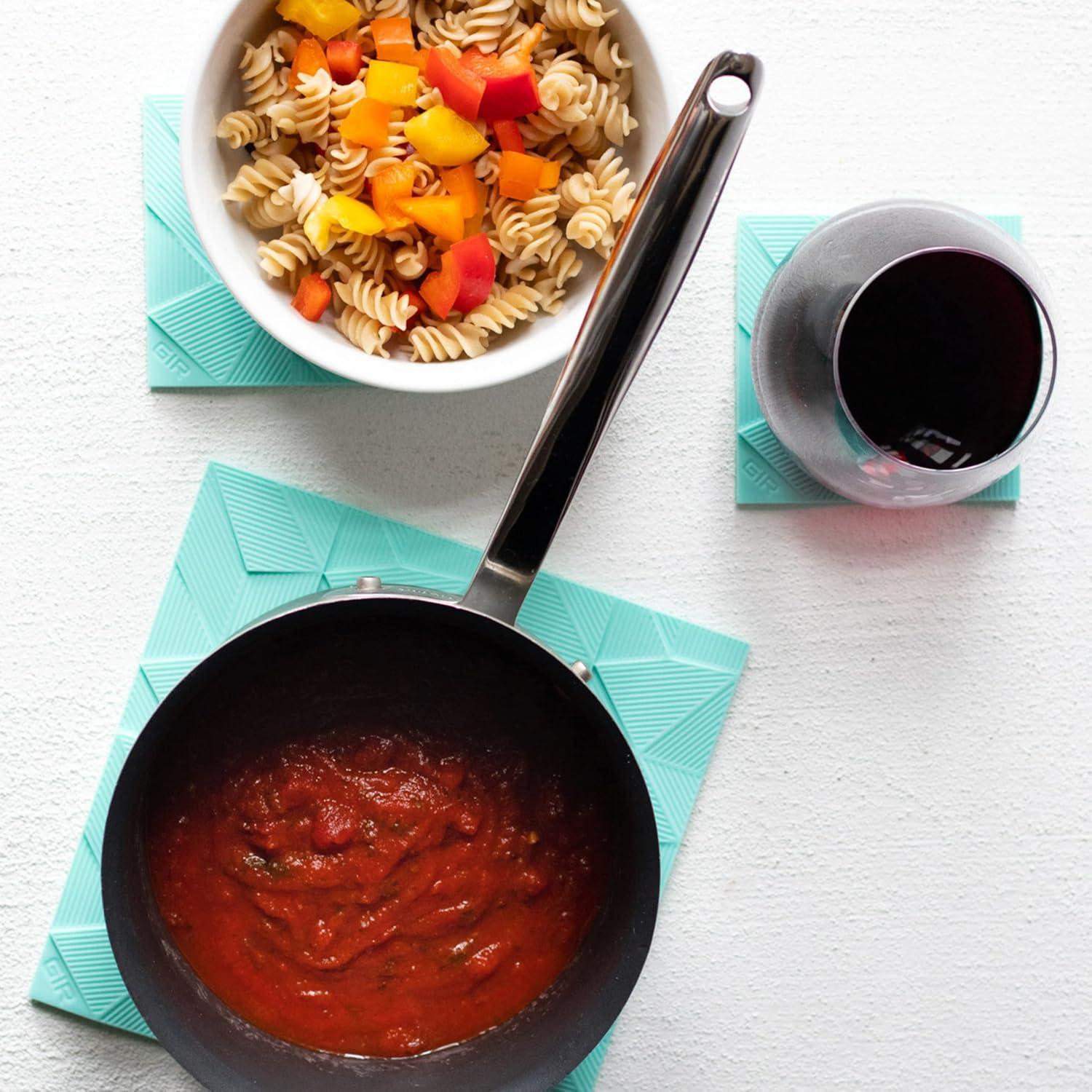 Juego de Manteles de Silicona GIR - Set de 2, 20.32cm y 10.16cm, Resistente al Calor