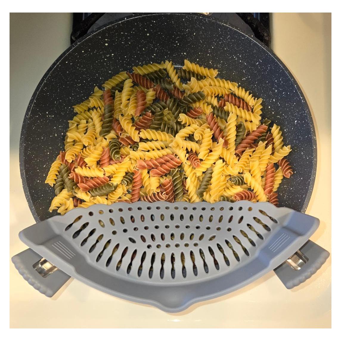 Colador de Silicona Ajustable Genérico para Olla y Sartén