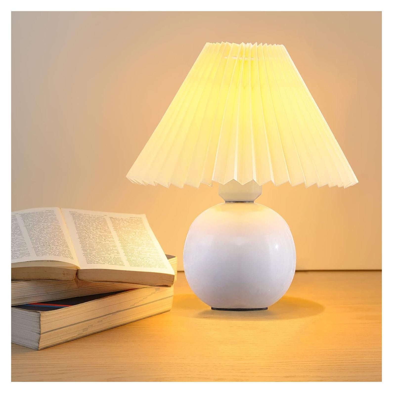 Lámpara de Mesa Plisada Zenply Cerámica Beige 26.67 cm