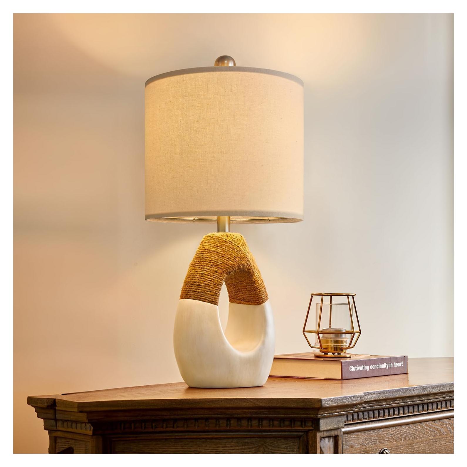 Lámpara de Mesa Boho OYEARS 48cm Ratan y Resina para Dormitorio