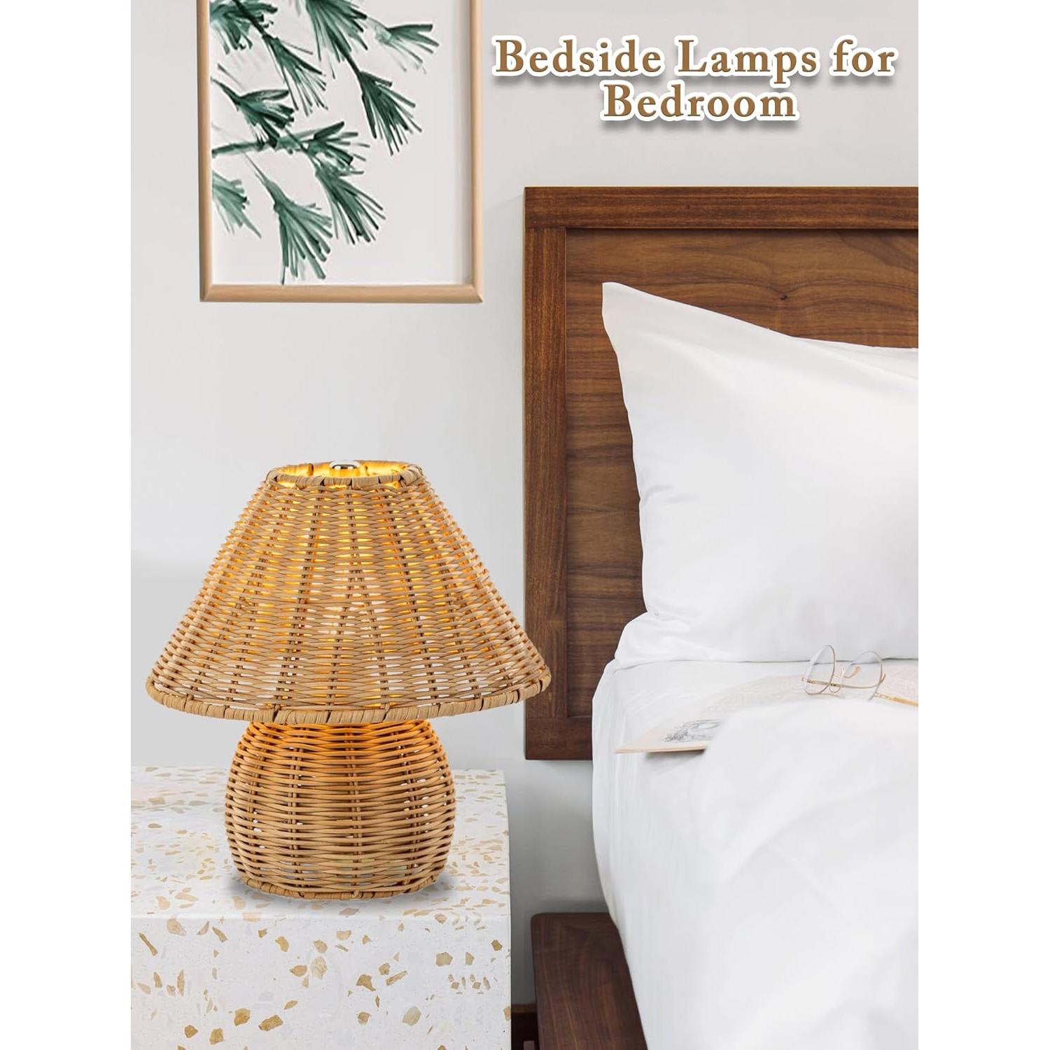 Lámpara de Mesa Boho Quipzora de Ratan 3 Modos de Color 26.9cm