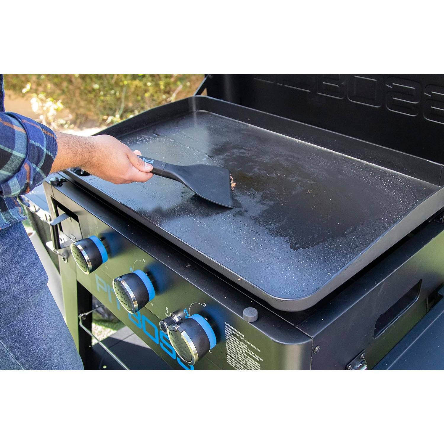 Raspador de Plancha Pit Boss 40934 con Abrebotellas