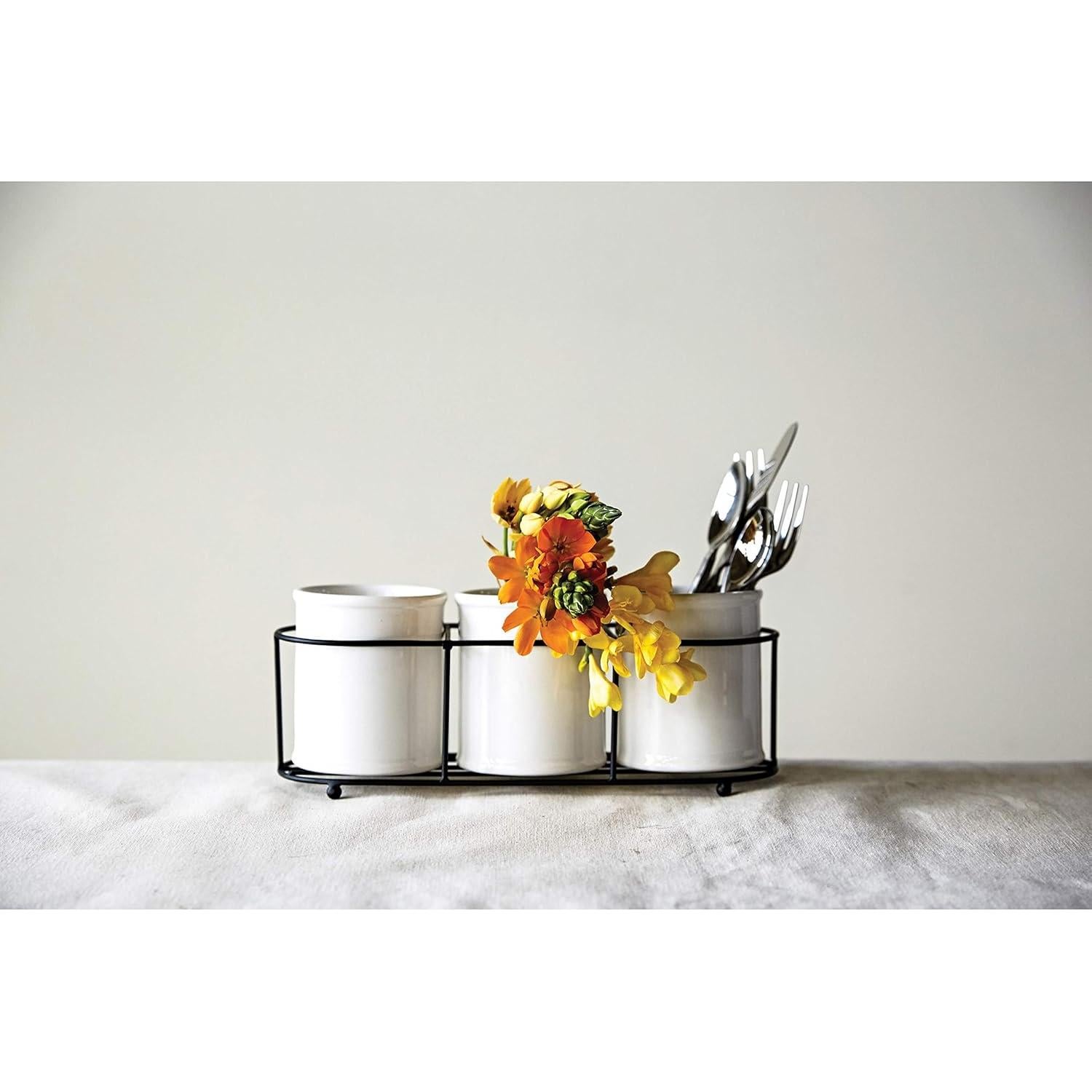 Juego de 3 Tarros de Gres Blanco con Soporte de Metal Negro