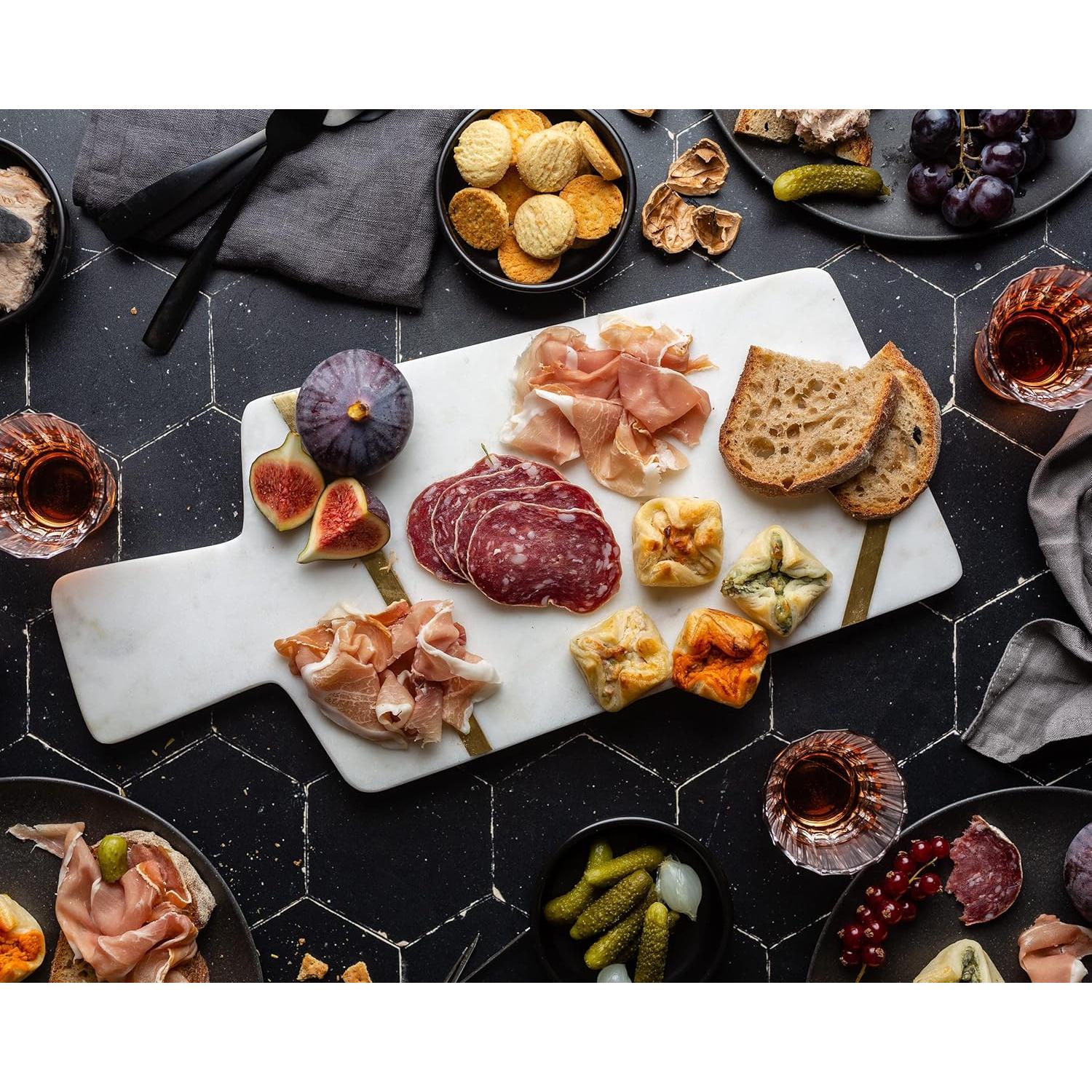 Tabla de Queso de Mármol Cork & Mill 38.1x17.8 cm Hecha a Mano