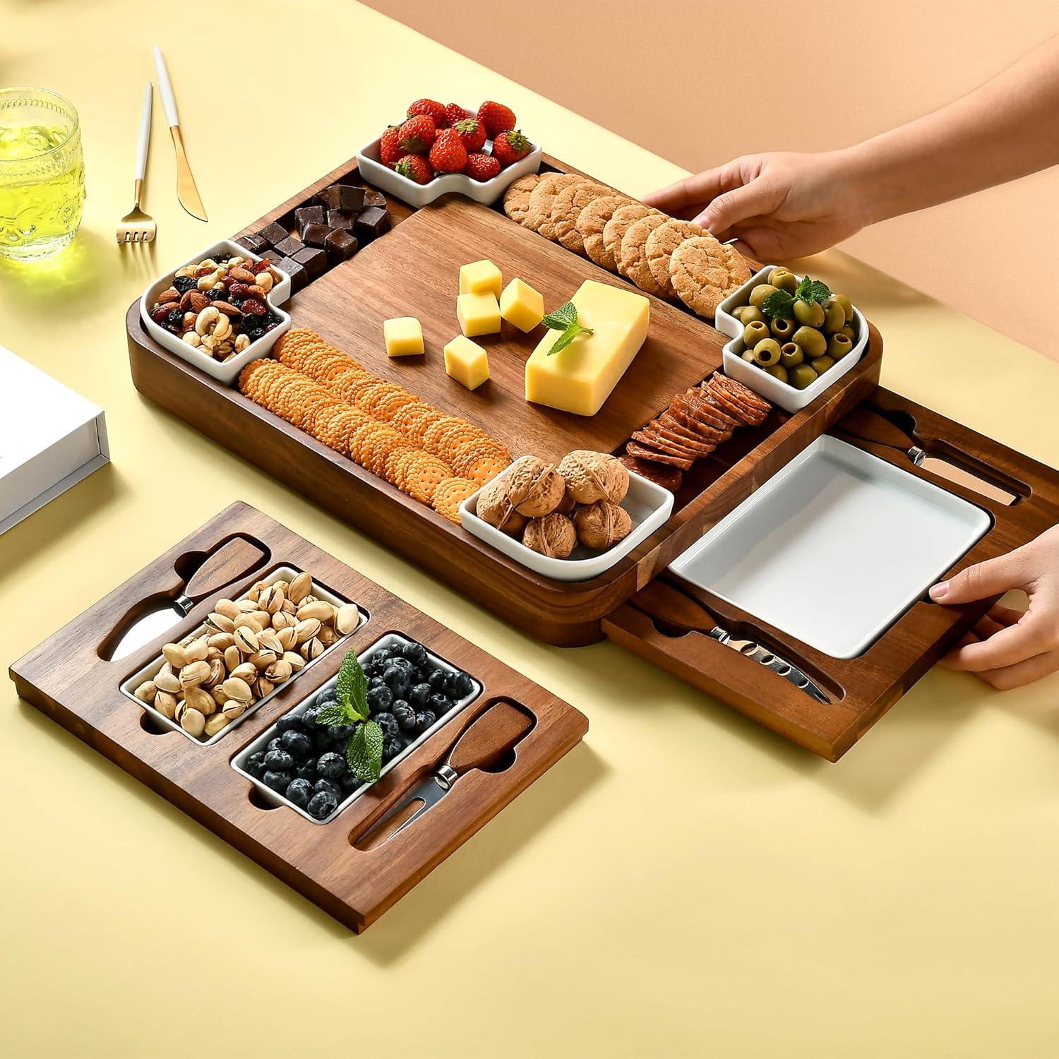 Tabla de Queso de Acacia Shanik con Utensilios y Platos