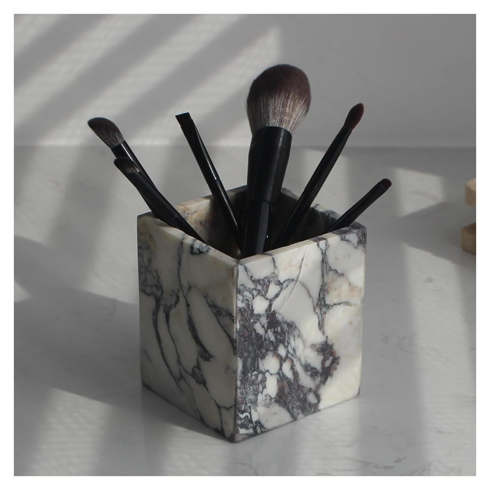 Soporte de cepillos de dientes de mármol Natust Calacatta Viola