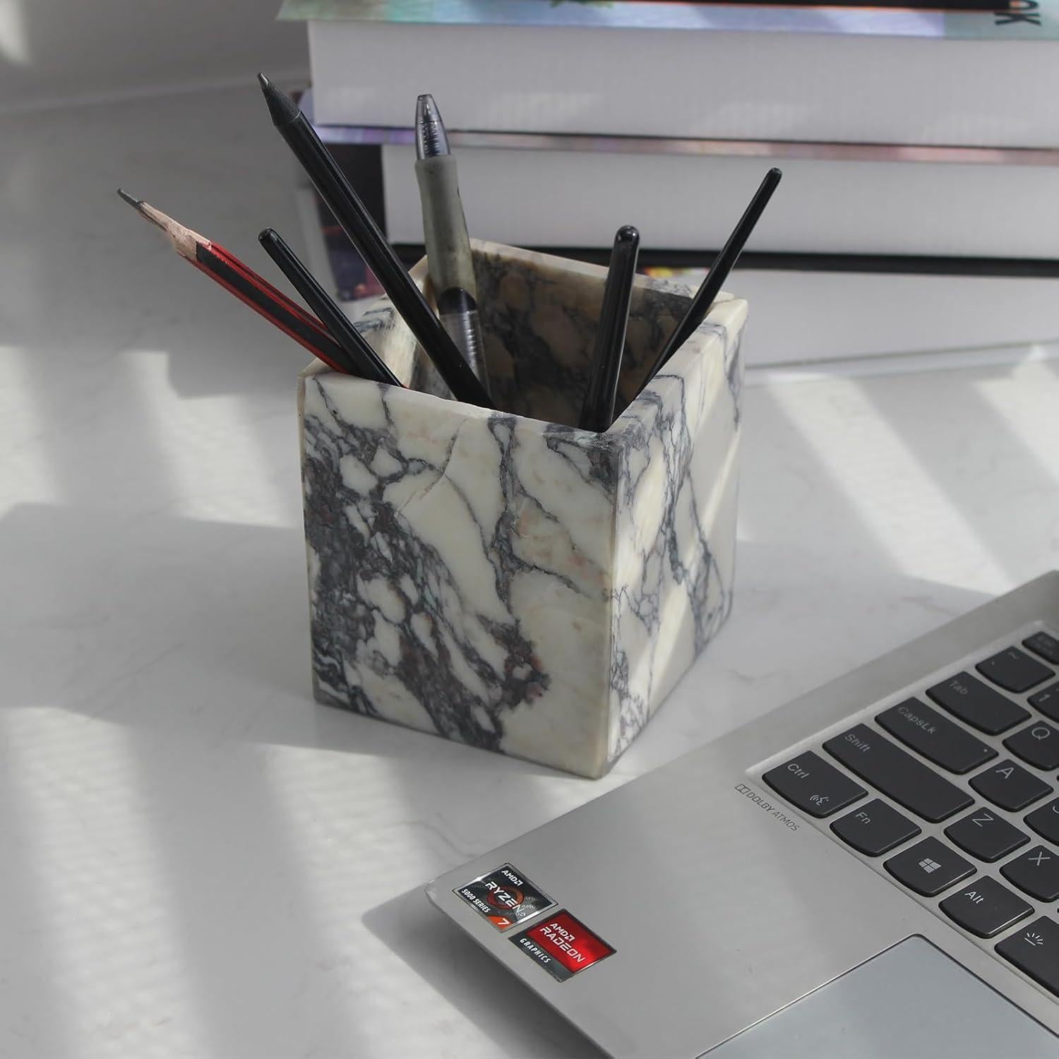 Soporte de cepillos de dientes de mármol Natust Calacatta Viola