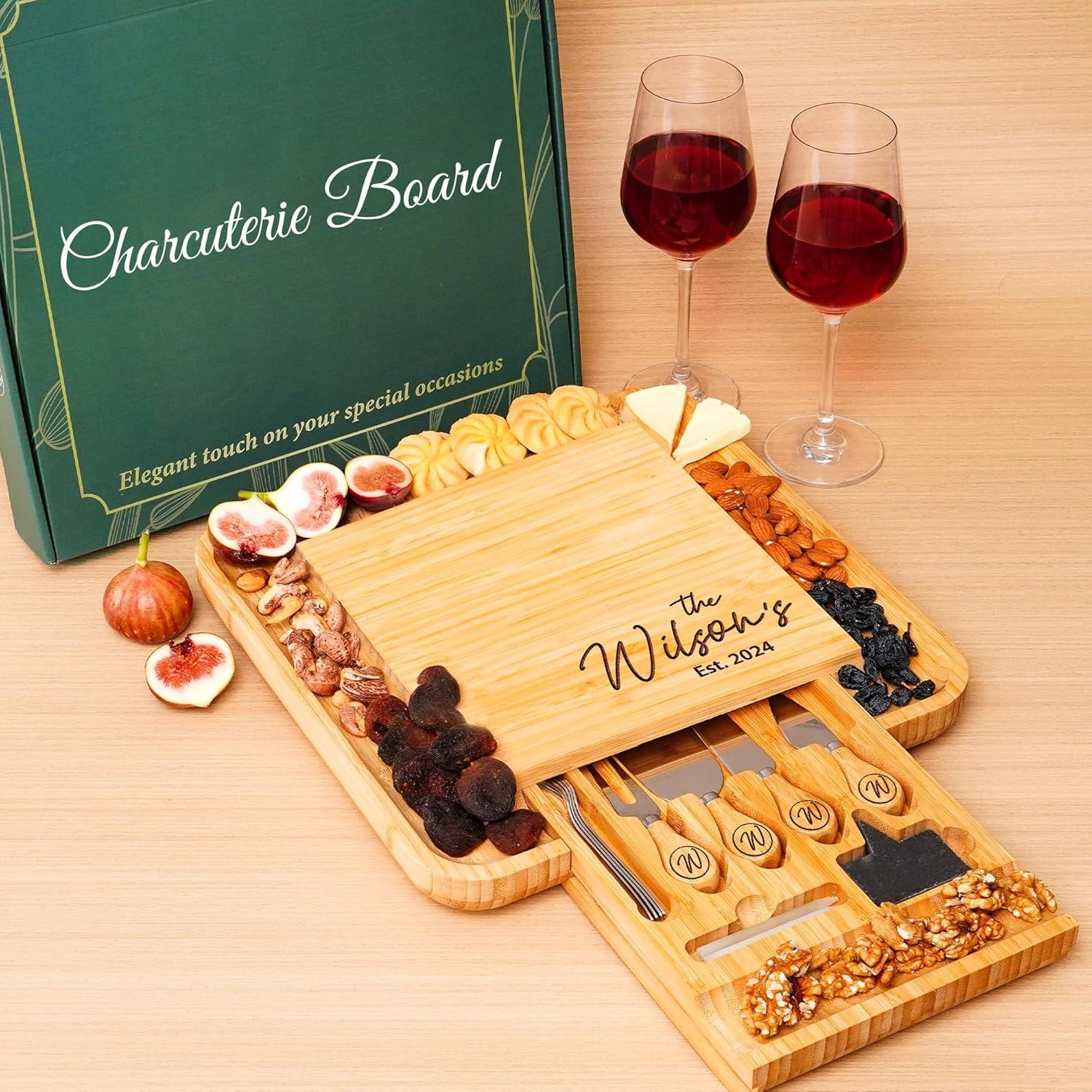 Tabla de Charcutería Personalizada Bambú con Cuchillos 35.5x27.9cm