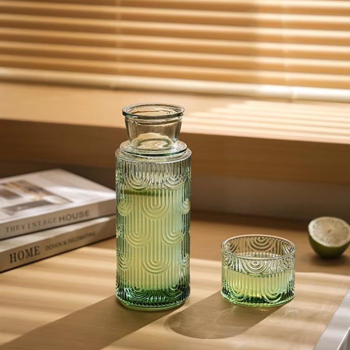 Jarra de vidrio AOSEE 0.63L con tapa y vaso verde
