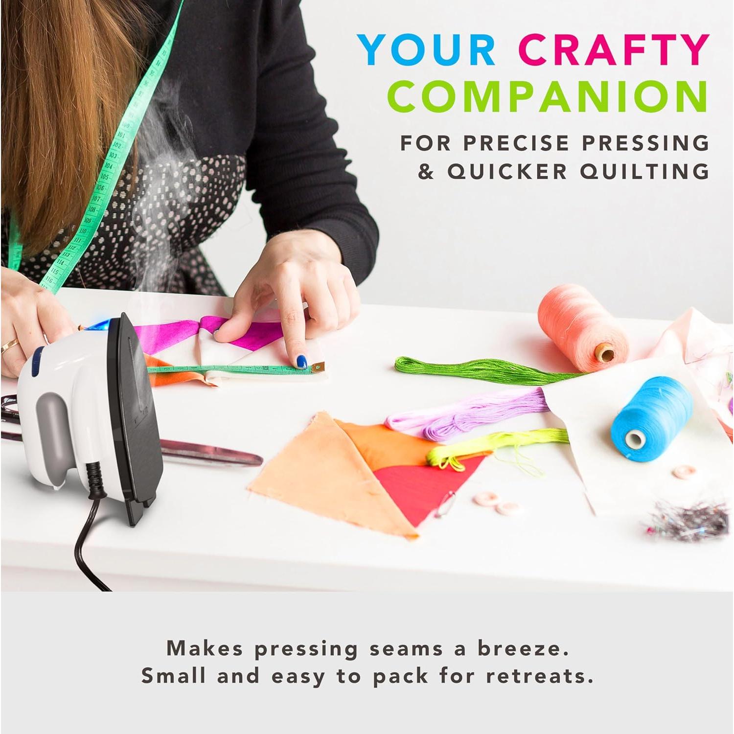 Plancha de Vapor Steamfast Modal 0.58 kg, Suela Antiadherente