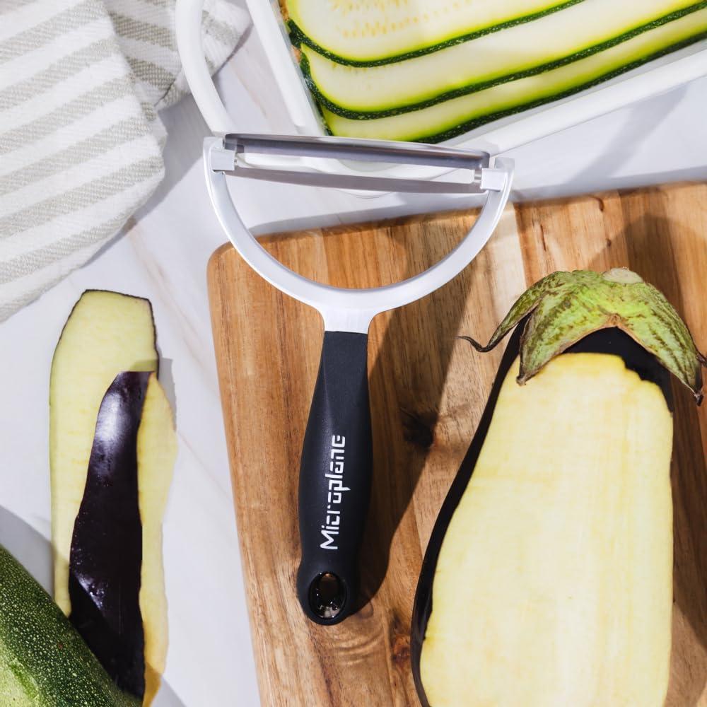Pelador Microplane XL Profesional de Acero Inoxidable para Verduras y Frutas