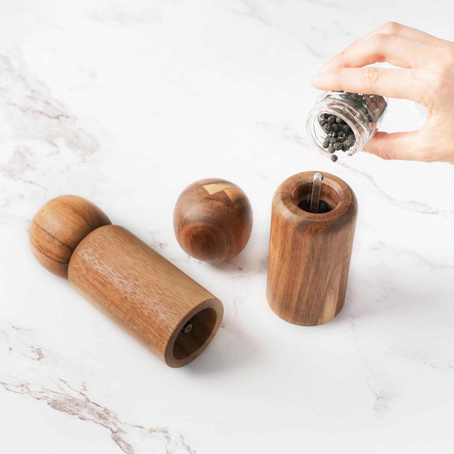 Molino de Sal y Pimienta Recargable Monday Moose - Acacia 2 Piezas