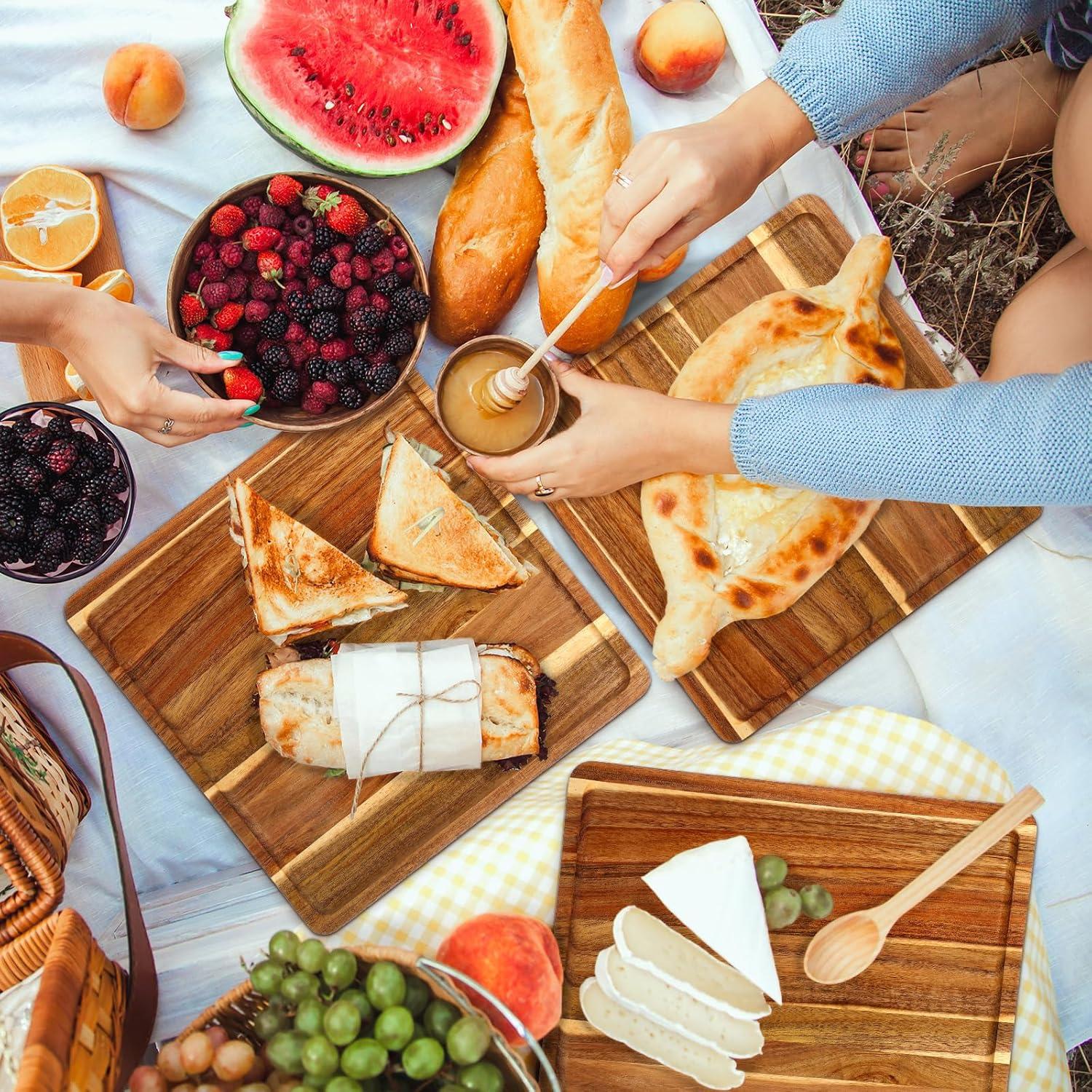 12 Platos Cuadrados de Madera de Acacia Roshtia 30.48 cm