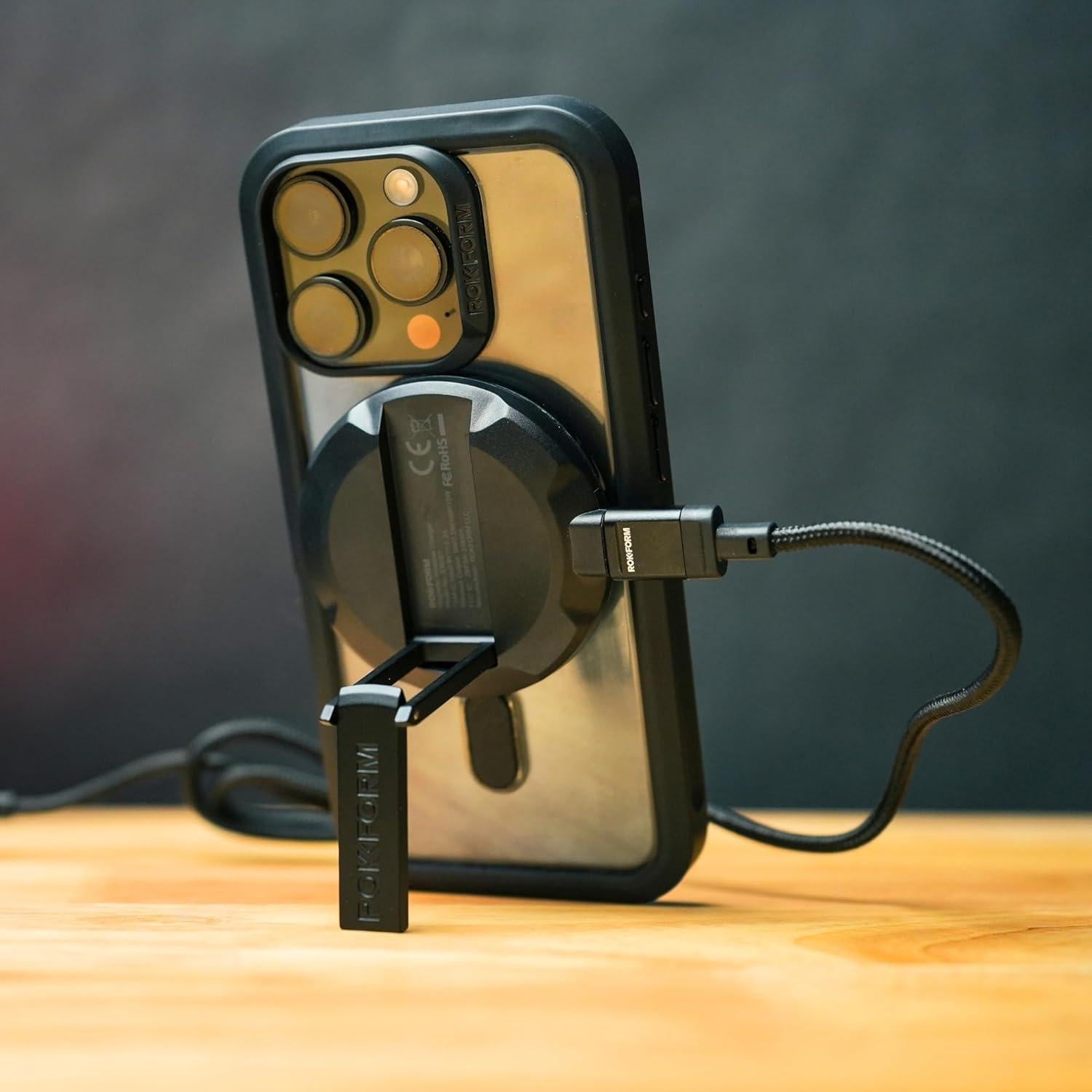 Cargador Inalámbrico Magnético Rokform 15W con Soporte