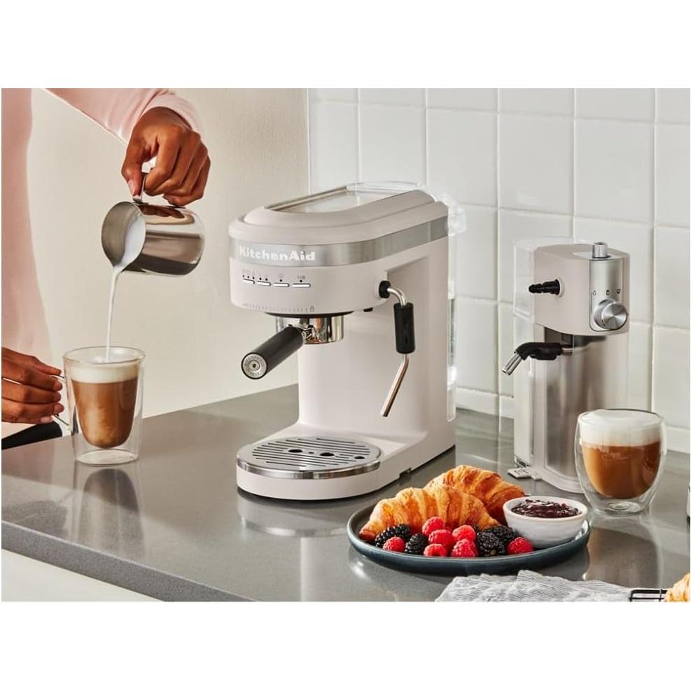 Máquina de Espresso Semi-Automática KitchenAid KES6403MH