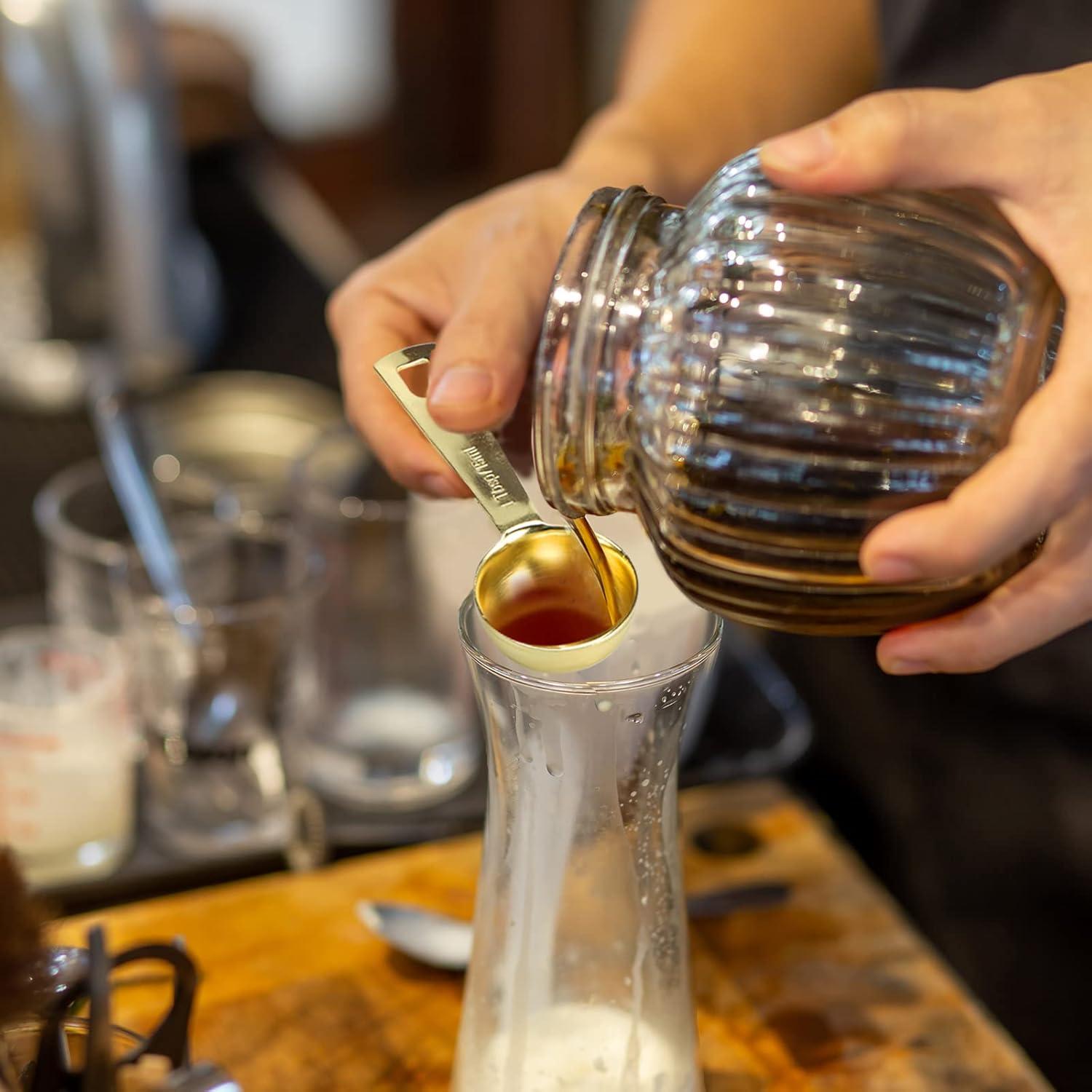 Juego de 6 Cucharas Medidoras Doradas Esie Houzie Acero Inoxidable