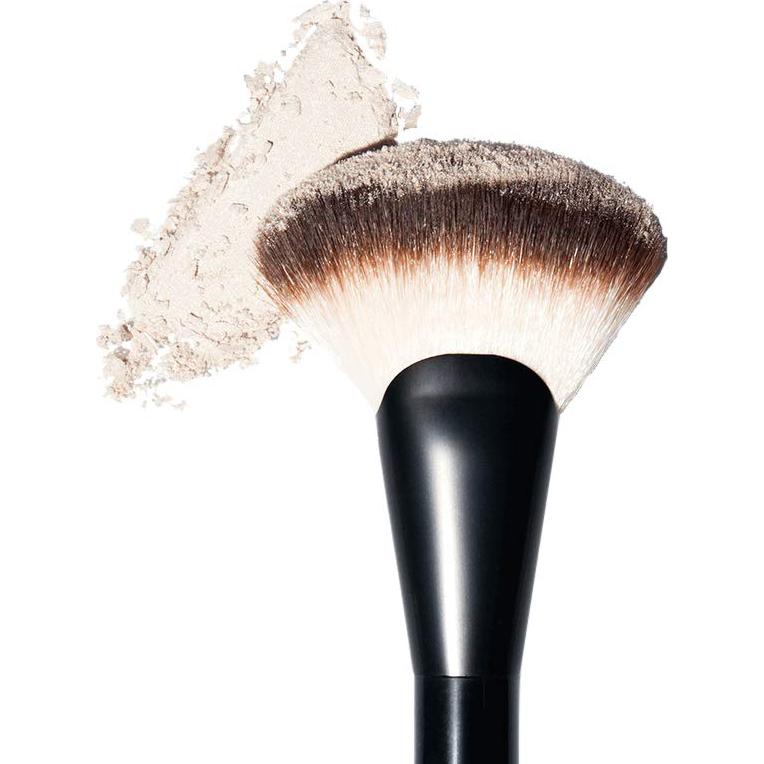 Pincel Profesional NYX Makeup Pro Fan para Polvo