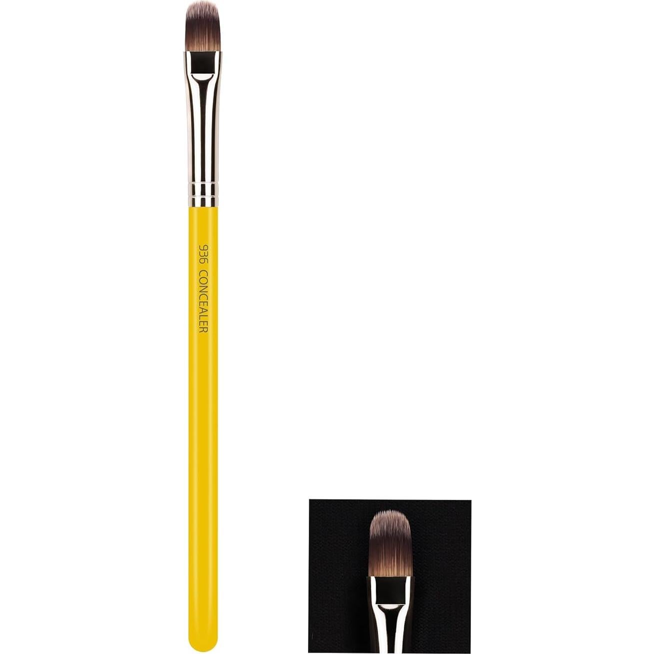 Brocha de Maquillaje Profesional Bdellium Tools 936 Corrector Amarillo