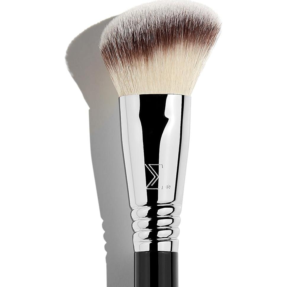 Brocha Angulada para Mejillas Sigma Beauty F43 - Fibra Suave