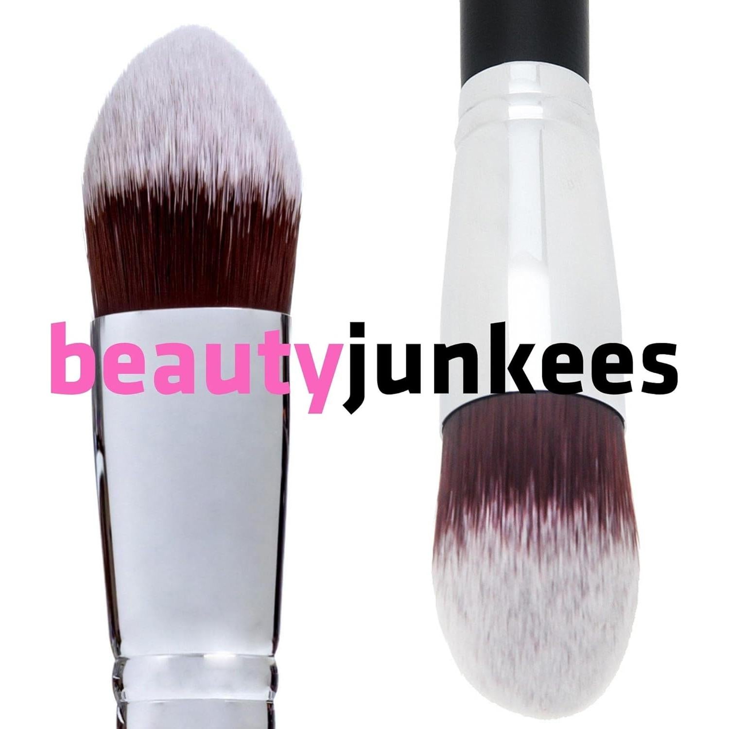 Pincel Kabuki Tapered Beauty Junkees para Corrector de Ojeras