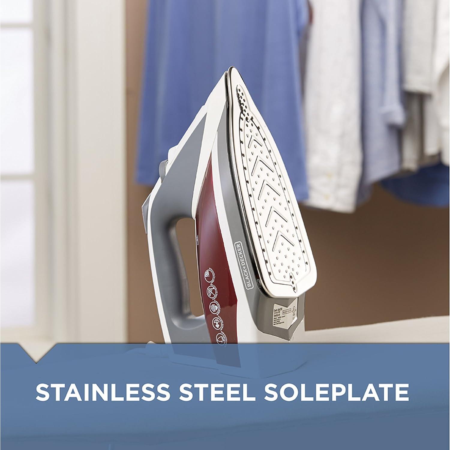 Plancha de Vapor BLACK+DECKER IR2050 Estándar 1.13 kg Roja