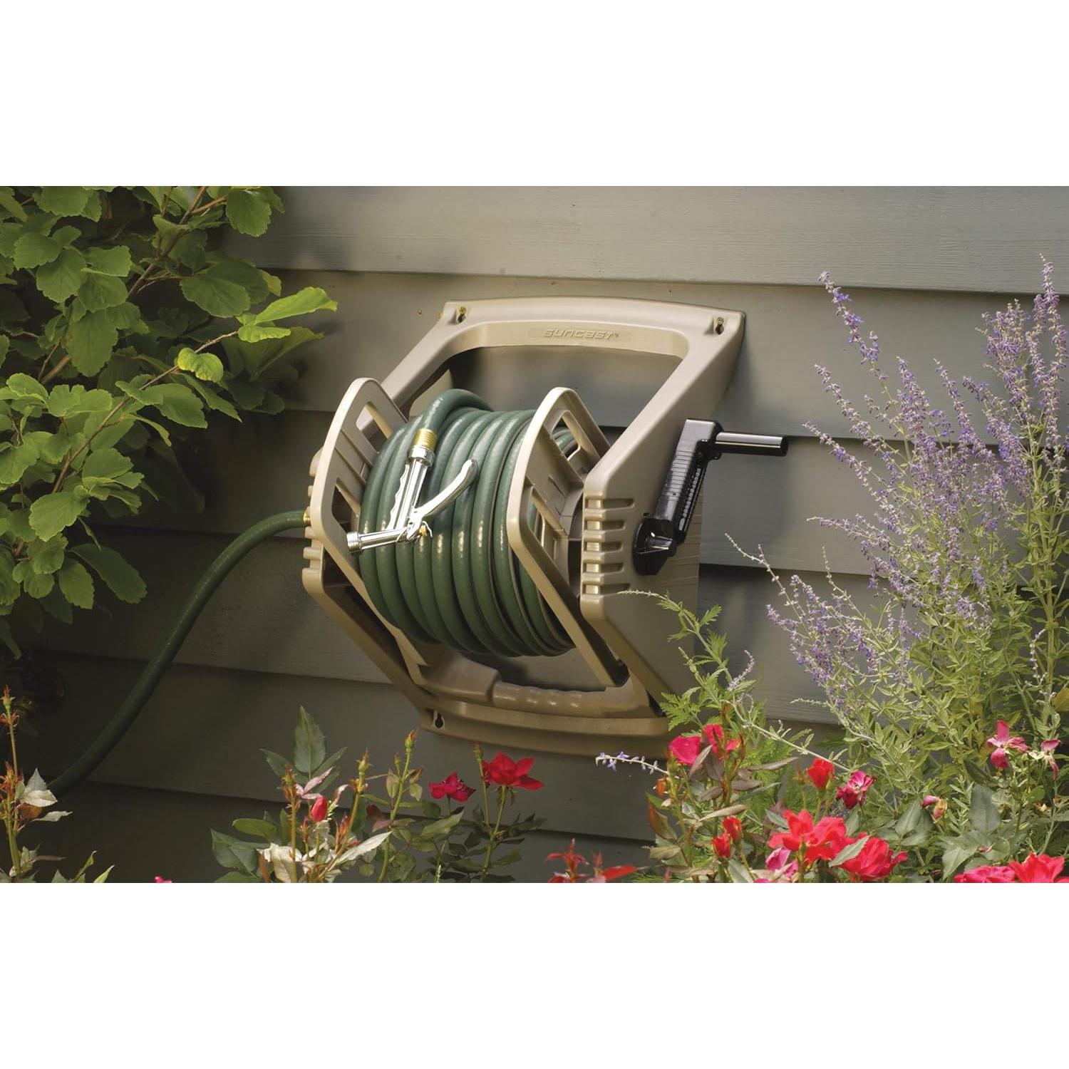 Carrete de Manguera de Jardín Suncast 30.48 m Montable Taupe