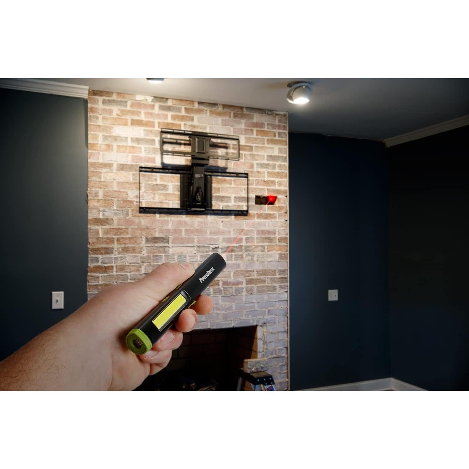 Luz de Inspección LED Recargable PowerSmith PILP450UVL 450 Lúmenes