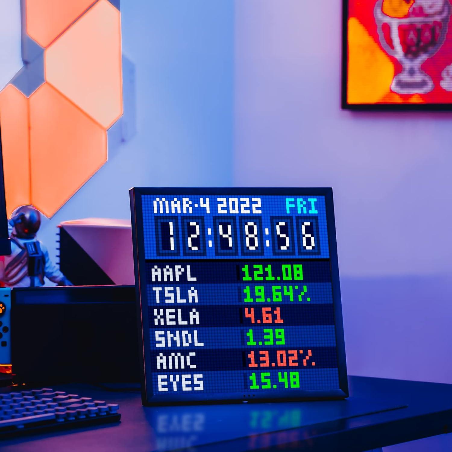 Reloj Digital Divoom Times Gate Plata con Pantalla LED RGB 64x64