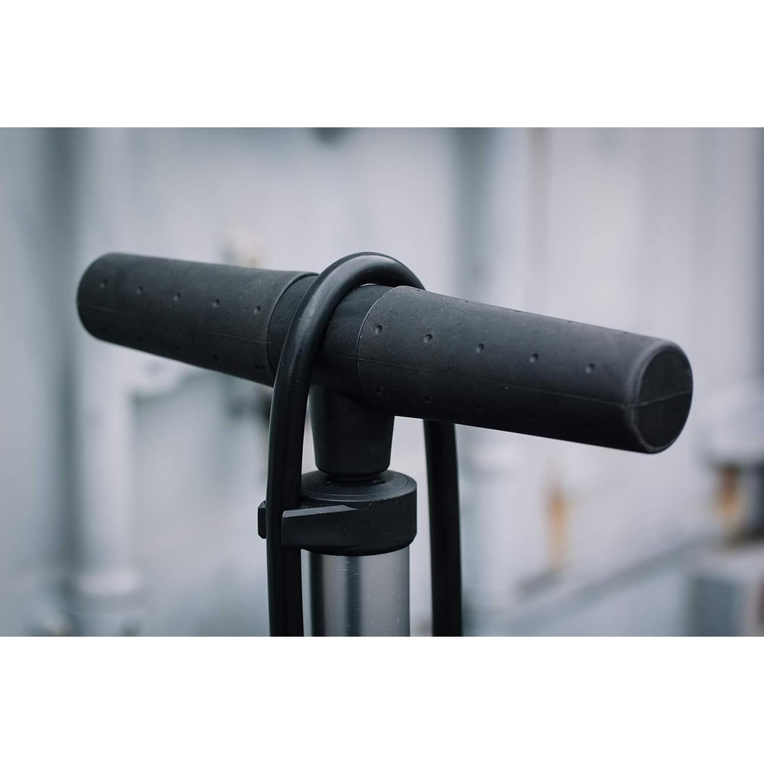 Bomba de Pie BIKETUBE - Alta Presión con Manómetro 160 PSI