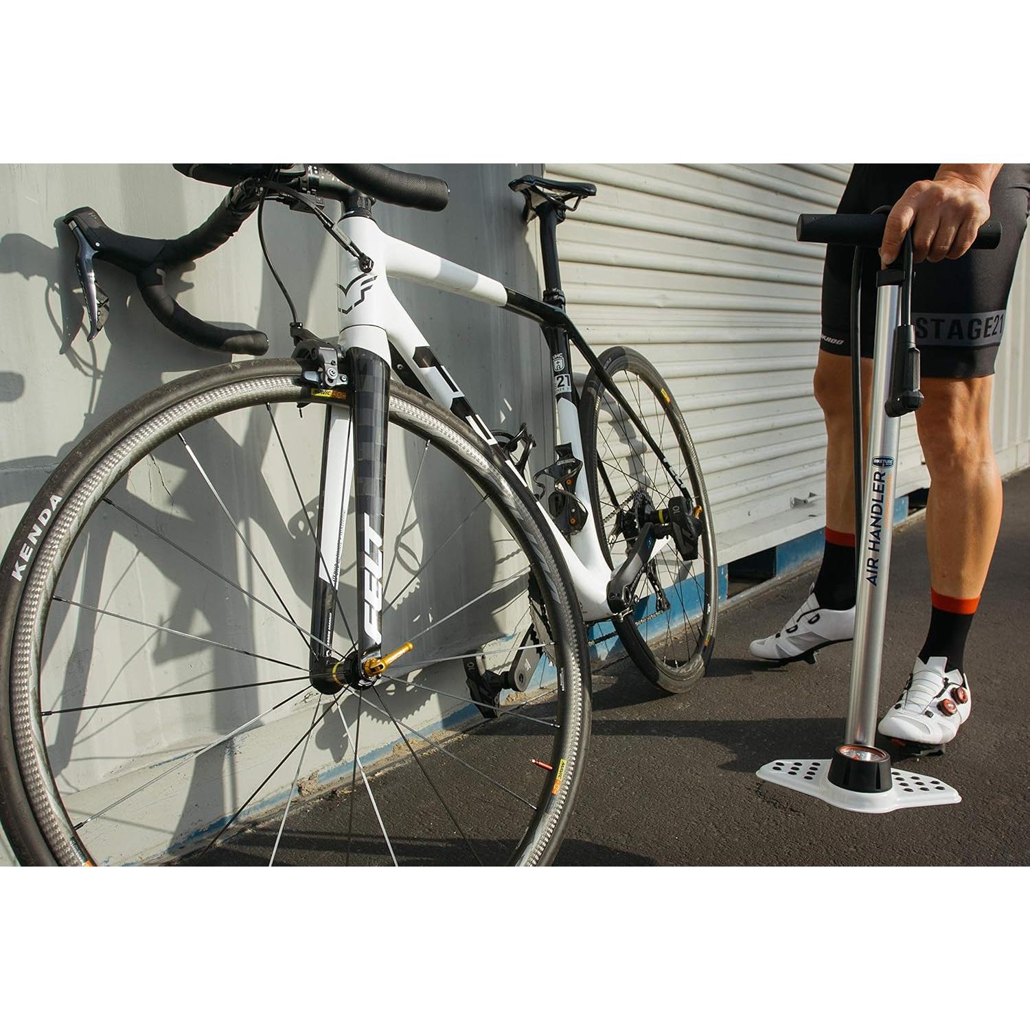 Bomba de Pie BIKETUBE - Alta Presión con Manómetro 160 PSI